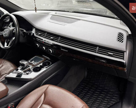 Черный Ауди Ку 7, объемом двигателя 3 л и пробегом 223 тыс. км за 22300 $, фото 13 на Automoto.ua