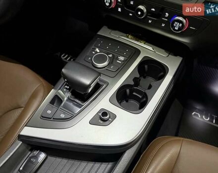 Чорний Ауді Ку 7, об'ємом двигуна 2.97 л та пробігом 86 тис. км за 37000 $, фото 32 на Automoto.ua