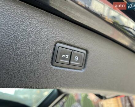 Ауді Ку 7 2016 у Хмельницькому на Automoto.ua Чорний Ауді Ку 7, об'ємом двигуна 2.97 л та пробігом 233 тис. км за 31900 $, фото 103 на Automoto.ua