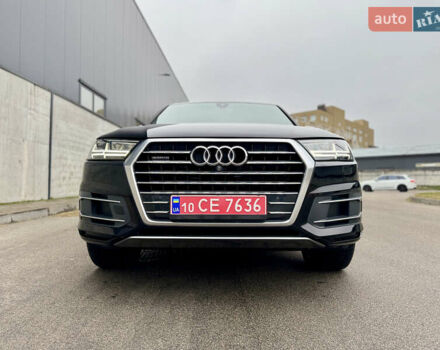Черный Ауди Ку 7, объемом двигателя 3 л и пробегом 182 тыс. км за 28800 $, фото 5 на Automoto.ua
