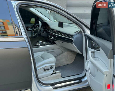 Черный Ауди Ку 7, объемом двигателя 3 л и пробегом 167 тыс. км за 28000 $, фото 32 на Automoto.ua