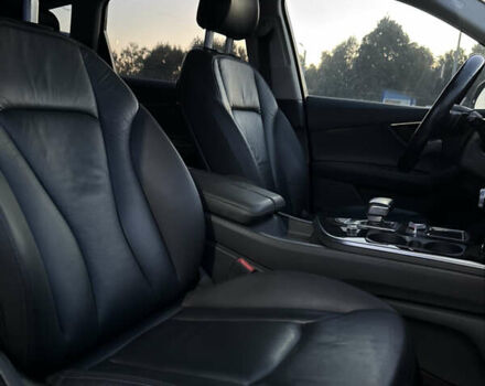 Ауді Ку 7 2016 у Києві на Automoto.ua Чорний Ауді Ку 7, об'ємом двигуна 3 л та пробігом 210 тис. км за 22488 $, фото 37 на Automoto.ua