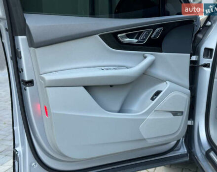 Черный Ауди Ку 7, объемом двигателя 3 л и пробегом 167 тыс. км за 28000 $, фото 39 на Automoto.ua