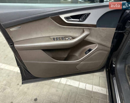 Черный Ауди Ку 7, объемом двигателя 3 л и пробегом 249 тыс. км за 28000 $, фото 22 на Automoto.ua