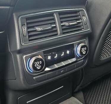 Черный Ауди Ку 7, объемом двигателя 2.97 л и пробегом 223 тыс. км за 39000 $, фото 34 на Automoto.ua