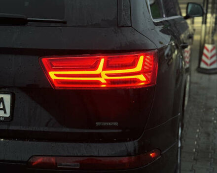 Черный Ауди Ку 7, объемом двигателя 1.98 л и пробегом 110 тыс. км за 24699 $, фото 10 на Automoto.ua