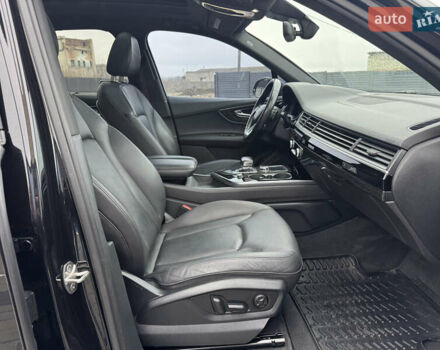 Черный Ауди Ку 7, объемом двигателя 3 л и пробегом 270 тыс. км за 23999 $, фото 24 на Automoto.ua