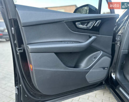 Черный Ауди Ку 7, объемом двигателя 3 л и пробегом 203 тыс. км за 24500 $, фото 48 на Automoto.ua