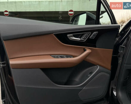 Черный Ауди Ку 7, объемом двигателя 3 л и пробегом 105 тыс. км за 28600 $, фото 17 на Automoto.ua