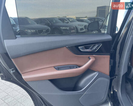 Ауди Ку 7 2017 в Ужгороде на Automoto.ua Черный Ауди Ку 7, объемом двигателя 3 л и пробегом 167 тыс. км за 24900 $, фото 29 на Automoto.ua