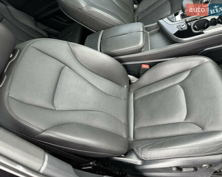 Черный Ауди Ку 7, объемом двигателя 3 л и пробегом 167 тыс. км за 25699 $, фото 39 на Automoto.ua