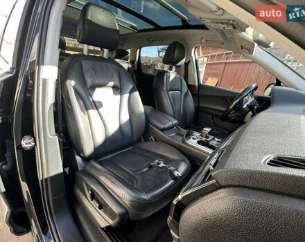 Чорний Ауді Ку 7, об'ємом двигуна 3 л та пробігом 210 тис. км за 21999 $, фото 111 на Automoto.ua