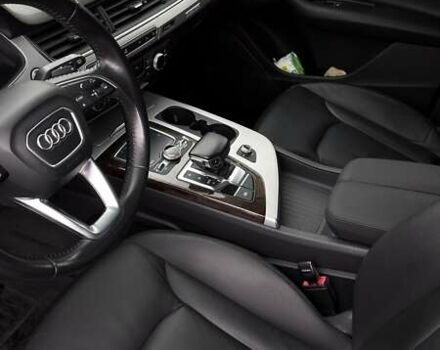 Чорний Ауді Ку 7, об'ємом двигуна 1.98 л та пробігом 196 тис. км за 23700 $, фото 2 на Automoto.ua