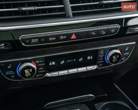 Черный Ауди Ку 7, объемом двигателя 3 л и пробегом 124 тыс. км за 34800 $, фото 35 на Automoto.ua