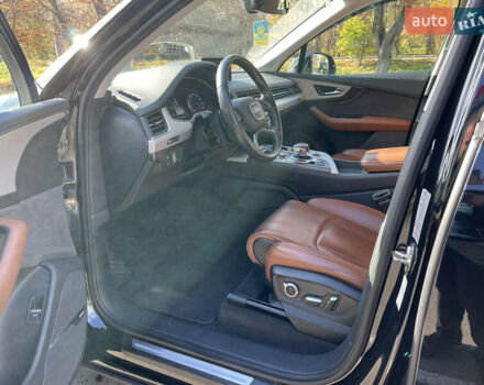 Ауди Ку 7 2017 в Ивано-Франковске на Automoto.ua Черный Ауди Ку 7, объемом двигателя 2.99 л и пробегом 140 тыс. км за 45500 $, фото 6 на Automoto.ua