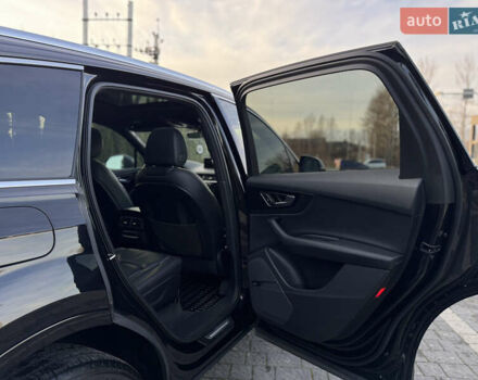 Чорний Ауді Ку 7, об'ємом двигуна 3 л та пробігом 215 тис. км за 22399 $, фото 35 на Automoto.ua