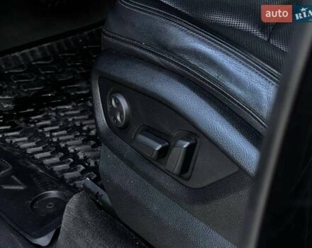 Черный Ауди Ку 7, объемом двигателя 3 л и пробегом 230 тыс. км за 24000 $, фото 5 на Automoto.ua