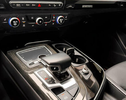 Черный Ауди Ку 7, объемом двигателя 3 л и пробегом 225 тыс. км за 29000 $, фото 11 на Automoto.ua