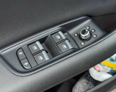 Чорний Ауді Ку 7, об'ємом двигуна 0 л та пробігом 130 тис. км за 22000 $, фото 11 на Automoto.ua