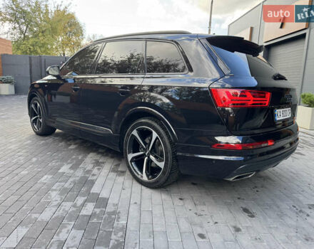 Ауди Ку 7 2017 в Киеве на Automoto.ua Черный Ауди Ку 7, объемом двигателя 3 л и пробегом 140 тыс. км за 47799 $, фото 4 на Automoto.ua