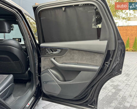 Ауди Ку 7 2017 в Киеве на Automoto.ua Черный Ауди Ку 7, объемом двигателя 3 л и пробегом 140 тыс. км за 47799 $, фото 63 на Automoto.ua