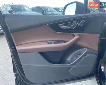 Ауди Ку 7 2017 в Ужгороде на Automoto.ua Черный Ауди Ку 7, объемом двигателя 3 л и пробегом 167 тыс. км за 24900 $, фото 15 на Automoto.ua