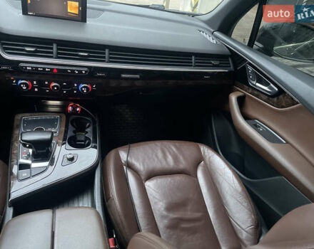 Черный Ауди Ку 7, объемом двигателя 2 л и пробегом 299 тыс. км за 21999 $, фото 21 на Automoto.ua