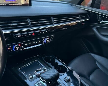 Чорний Ауді Ку 7, об'ємом двигуна 3 л та пробігом 204 тис. км за 21500 $, фото 16 на Automoto.ua