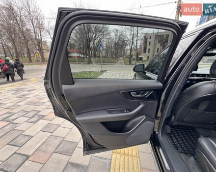 Черный Ауди Ку 7, объемом двигателя 3 л и пробегом 200 тыс. км за 29999 $, фото 28 на Automoto.ua