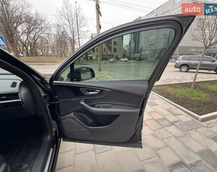 Черный Ауди Ку 7, объемом двигателя 3 л и пробегом 200 тыс. км за 29999 $, фото 35 на Automoto.ua