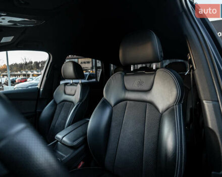 Черный Ауди Ку 7, объемом двигателя 3 л и пробегом 65 тыс. км за 47990 $, фото 37 на Automoto.ua