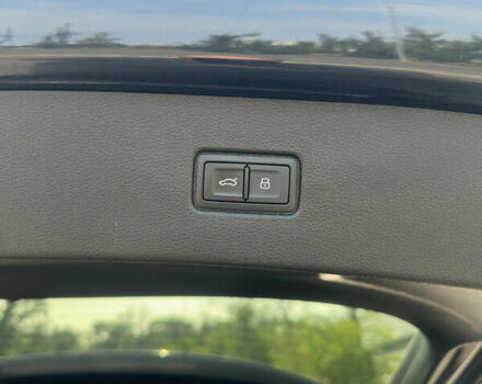 Черный Ауди Ку 7, объемом двигателя 3 л и пробегом 197 тыс. км за 30000 $, фото 9 на Automoto.ua