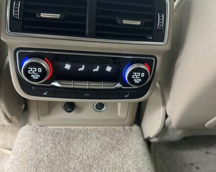 Черный Ауди Ку 7, объемом двигателя 2.97 л и пробегом 218 тыс. км за 39800 $, фото 12 на Automoto.ua