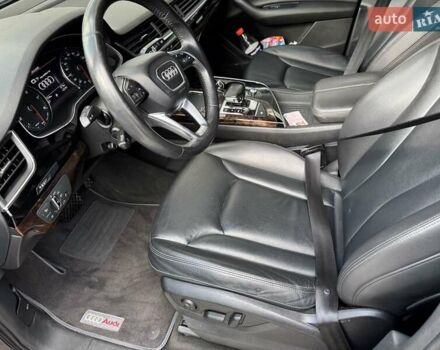 Чорний Ауді Ку 7, об'ємом двигуна 3 л та пробігом 240 тис. км за 20000 $, фото 28 на Automoto.ua