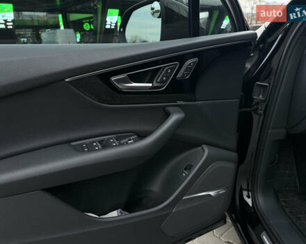Черный Ауди Ку 7, объемом двигателя 3 л и пробегом 114 тыс. км за 32900 $, фото 25 на Automoto.ua