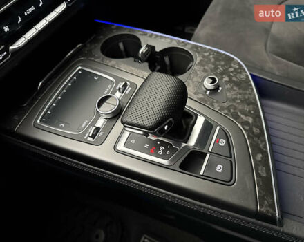 Ауди Ку 7 2017 в Киеве на Automoto.ua Черный Ауди Ку 7, объемом двигателя 3 л и пробегом 140 тыс. км за 47799 $, фото 92 на Automoto.ua