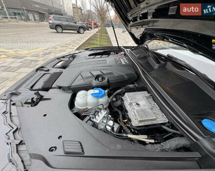 Черный Ауди Ку 7, объемом двигателя 3 л и пробегом 200 тыс. км за 29999 $, фото 49 на Automoto.ua