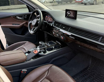 Черный Ауди Ку 7, объемом двигателя 3 л и пробегом 105 тыс. км за 25300 $, фото 7 на Automoto.ua