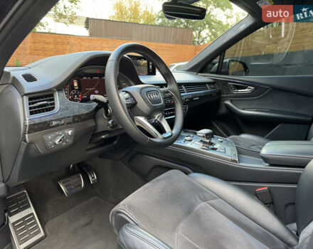 Ауди Ку 7 2017 в Киеве на Automoto.ua Черный Ауди Ку 7, объемом двигателя 3 л и пробегом 140 тыс. км за 47799 $, фото 50 на Automoto.ua