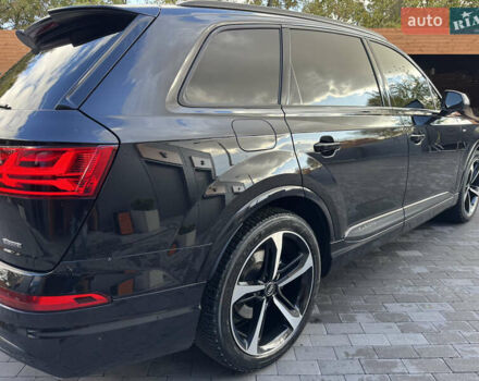 Ауди Ку 7 2017 в Киеве на Automoto.ua Черный Ауди Ку 7, объемом двигателя 3 л и пробегом 140 тыс. км за 47799 $, фото 18 на Automoto.ua