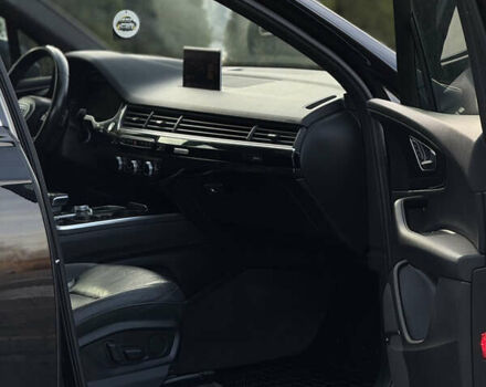 Чорний Ауді Ку 7, об'ємом двигуна 3 л та пробігом 215 тис. км за 22399 $, фото 37 на Automoto.ua