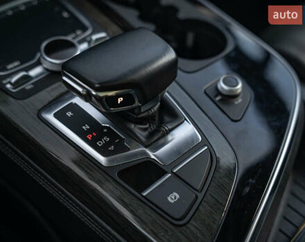 Черный Ауди Ку 7, объемом двигателя 3 л и пробегом 124 тыс. км за 34800 $, фото 37 на Automoto.ua