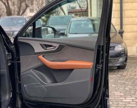 Черный Ауди Ку 7, объемом двигателя 3 л и пробегом 125 тыс. км за 42000 $, фото 13 на Automoto.ua