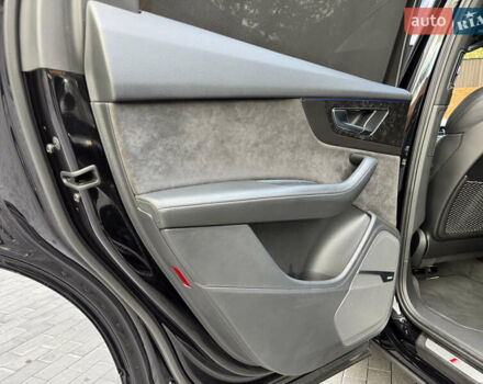 Ауди Ку 7 2017 в Киеве на Automoto.ua Черный Ауди Ку 7, объемом двигателя 3 л и пробегом 140 тыс. км за 47799 $, фото 56 на Automoto.ua