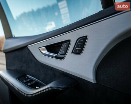 Черный Ауди Ку 7, объемом двигателя 3 л и пробегом 65 тыс. км за 47990 $, фото 47 на Automoto.ua