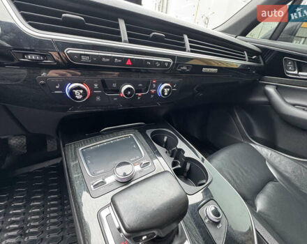 Черный Ауди Ку 7, объемом двигателя 3 л и пробегом 200 тыс. км за 29999 $, фото 45 на Automoto.ua