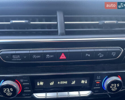 Ауди Ку 7 2017 в Ужгороде на Automoto.ua Черный Ауди Ку 7, объемом двигателя 3 л и пробегом 167 тыс. км за 24900 $, фото 24 на Automoto.ua