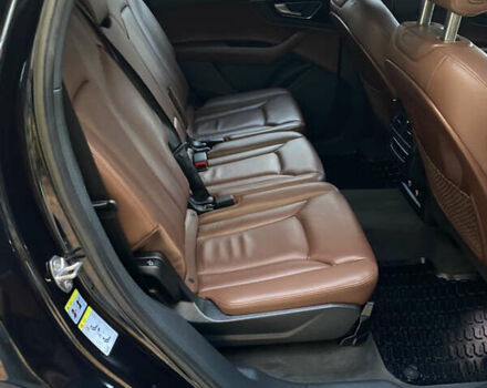 Чорний Ауді Ку 7, об'ємом двигуна 3 л та пробігом 229 тис. км за 25750 $, фото 6 на Automoto.ua