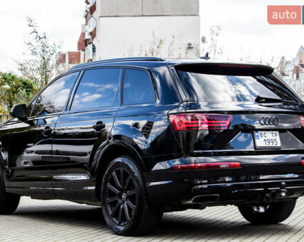 Ауди Ку 7 2017 в Львове на Automoto.ua Черный Ауди Ку 7, объемом двигателя 3 л и пробегом 232 тыс. км за 25000 $, фото 5 на Automoto.ua