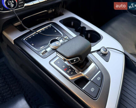 Черный Ауди Ку 7, объемом двигателя 2.97 л и пробегом 198 тыс. км за 42500 $, фото 18 на Automoto.ua